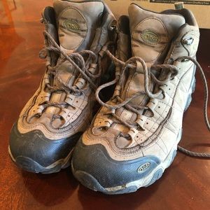 Mens Oboz Yellowstone II Bdry hiking boot sz 14